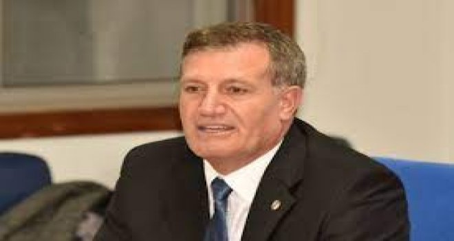 ARIKLI: “YA YENİ YAKIT TEDARİKÇİLERİ BULACAĞIZ YA DA DEVLET OLARAK YENİ BİR ŞİRKET İLE PİYASAYA MÜDAHALE EDECEĞİZ”