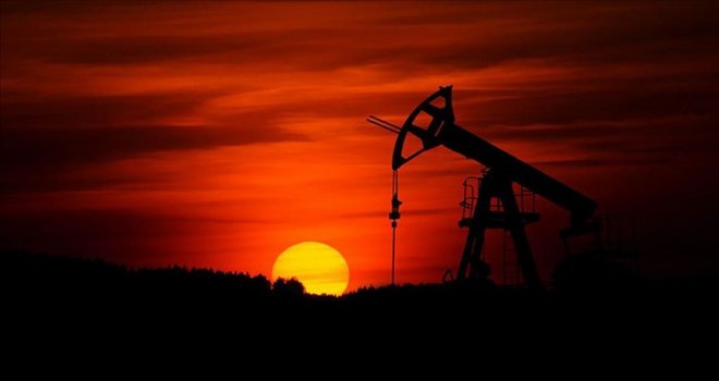 Brent petrolün varil fiyatı 89,40 dolardan işlem görüyor