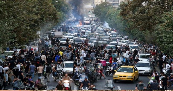 İran'da protestolar 6. gününde...