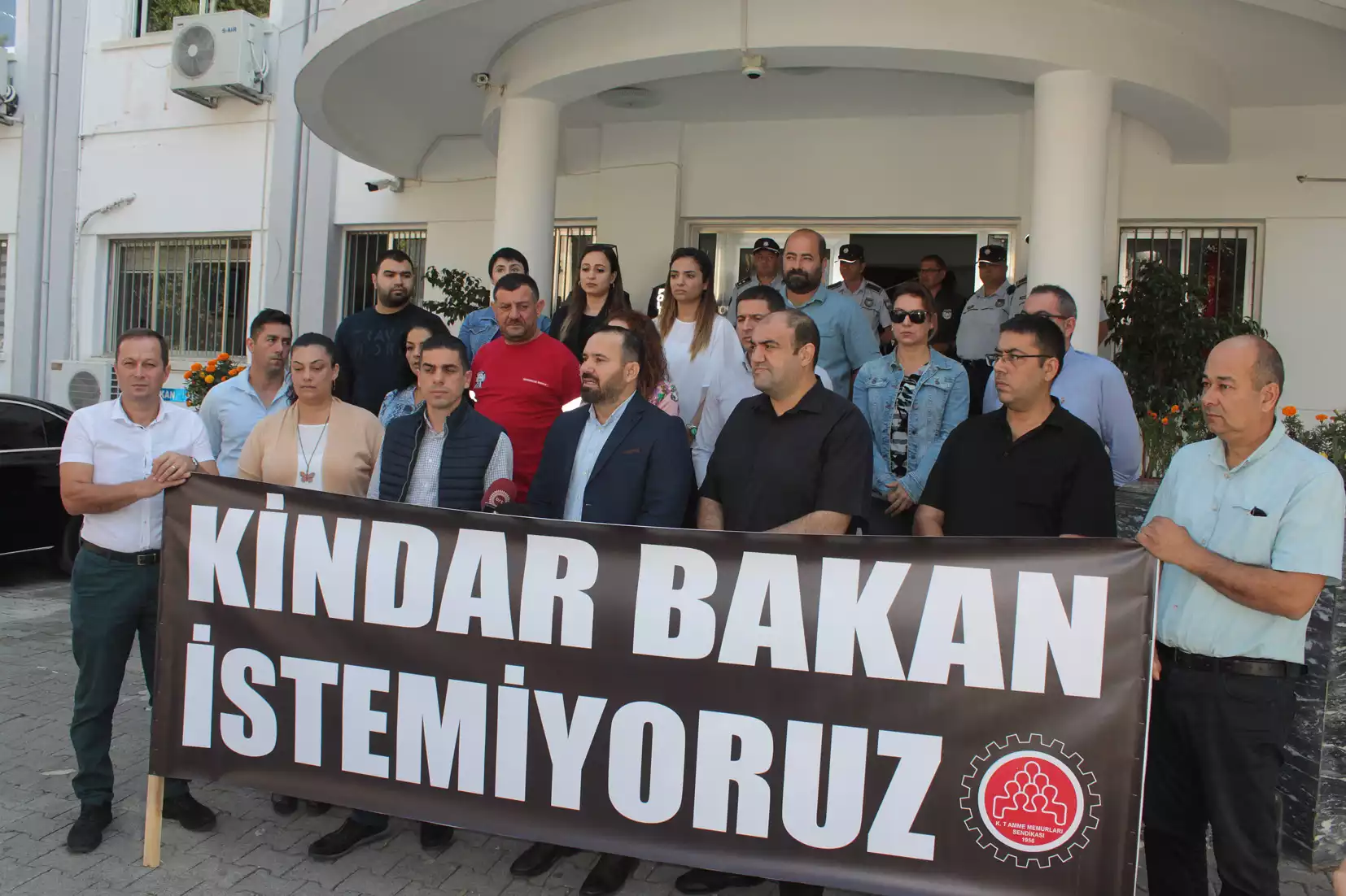 KTAMS: KİNDAR BAKAN İSTEMİYORUZ