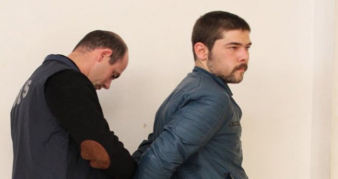  çıkar çıkmaz yeniden suç işledi