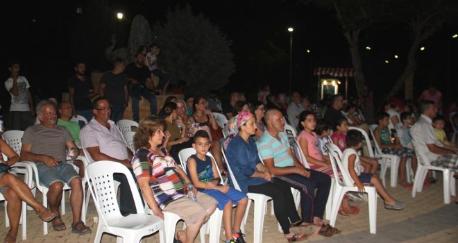 11. ULUSLARARASI LEFKOŞA HALK DANSLARI FESTİVALİ BAŞLADI