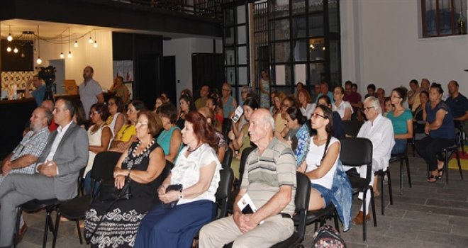 13. ULUSLARARASI HALK DANSLARI FESTİVALİ “İKİ İNSAN” PANELİYLE BAŞLADI