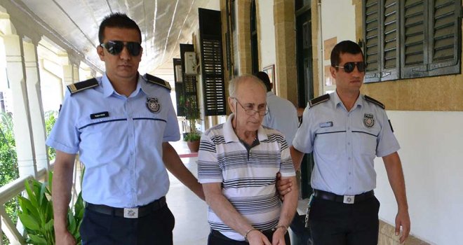 14 Yaşında ki kız ile ilişkiye girdi ceza indirimi aldı !!!