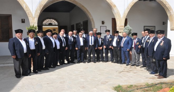 1974 BARIŞ HAREKATI’NA KATILAN GAZİLER 44 YIL SONRA KIBRIS’I ZİYARET ETTİ
