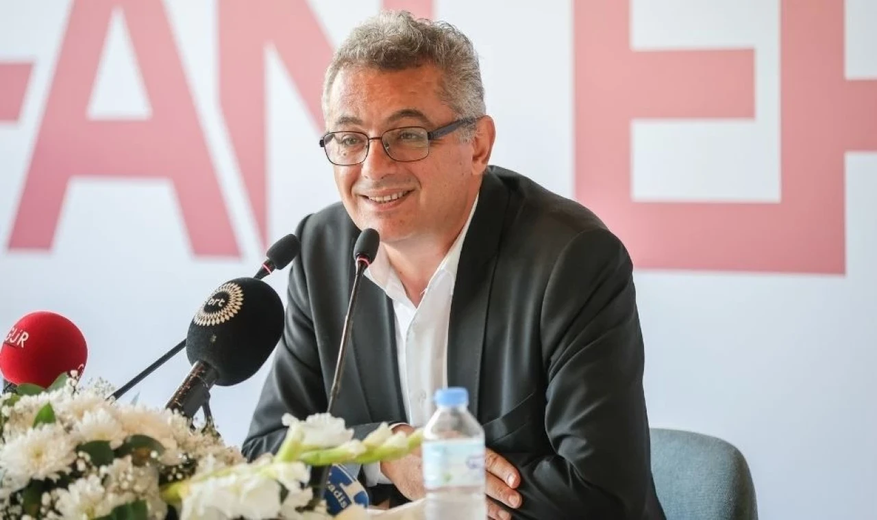 Rum Basını: Erhürman, Erdoğan ile konuşana kadar herkesi bekletiyor