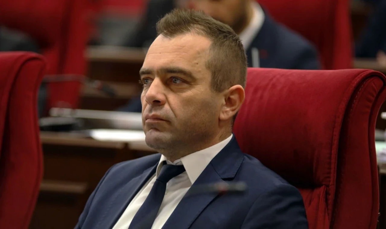 Salahi Şahiner: Dünyanın en pahalı interneti Kuzey Kıbrıs'ta olacak