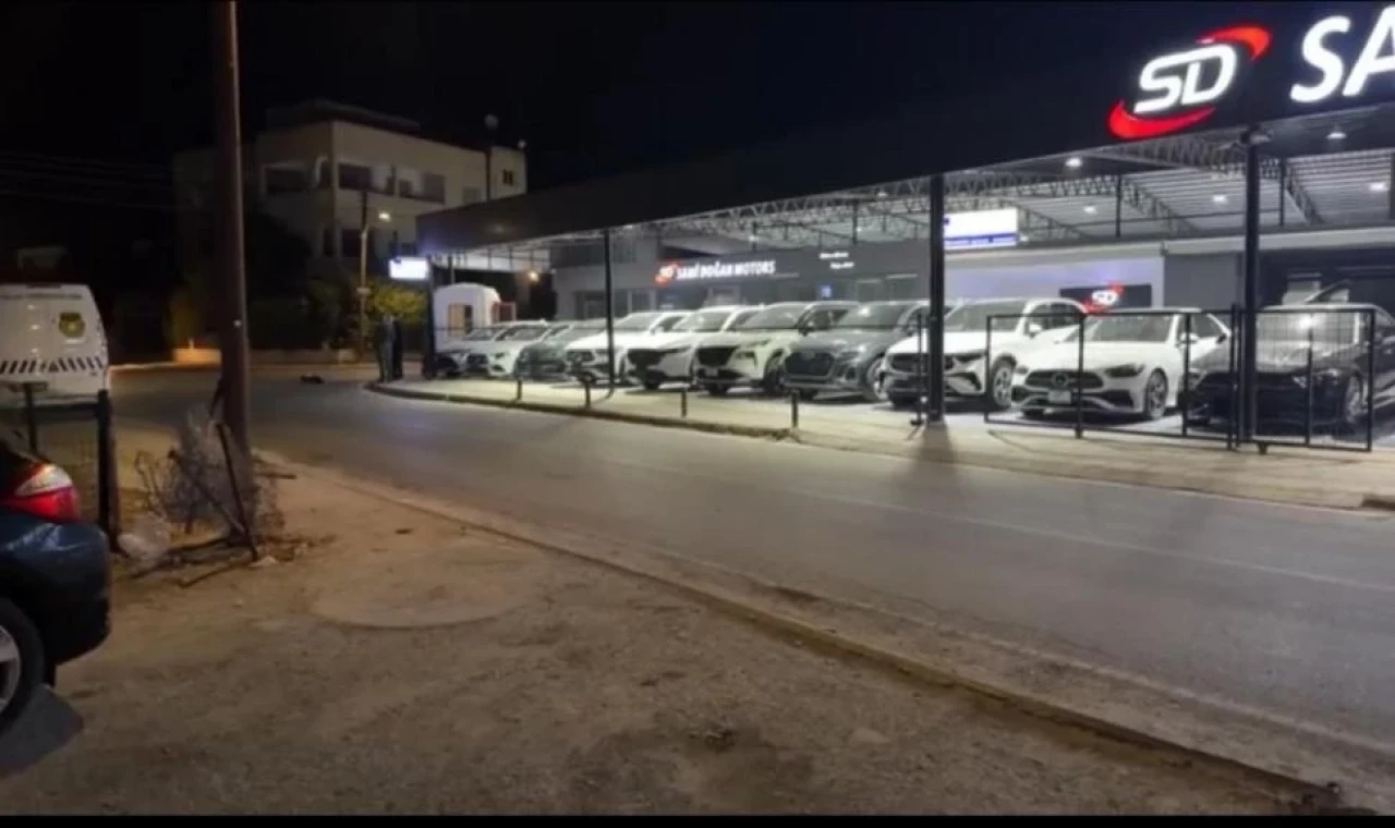 Hamitköy’de oto galeriye silahlı saldırı