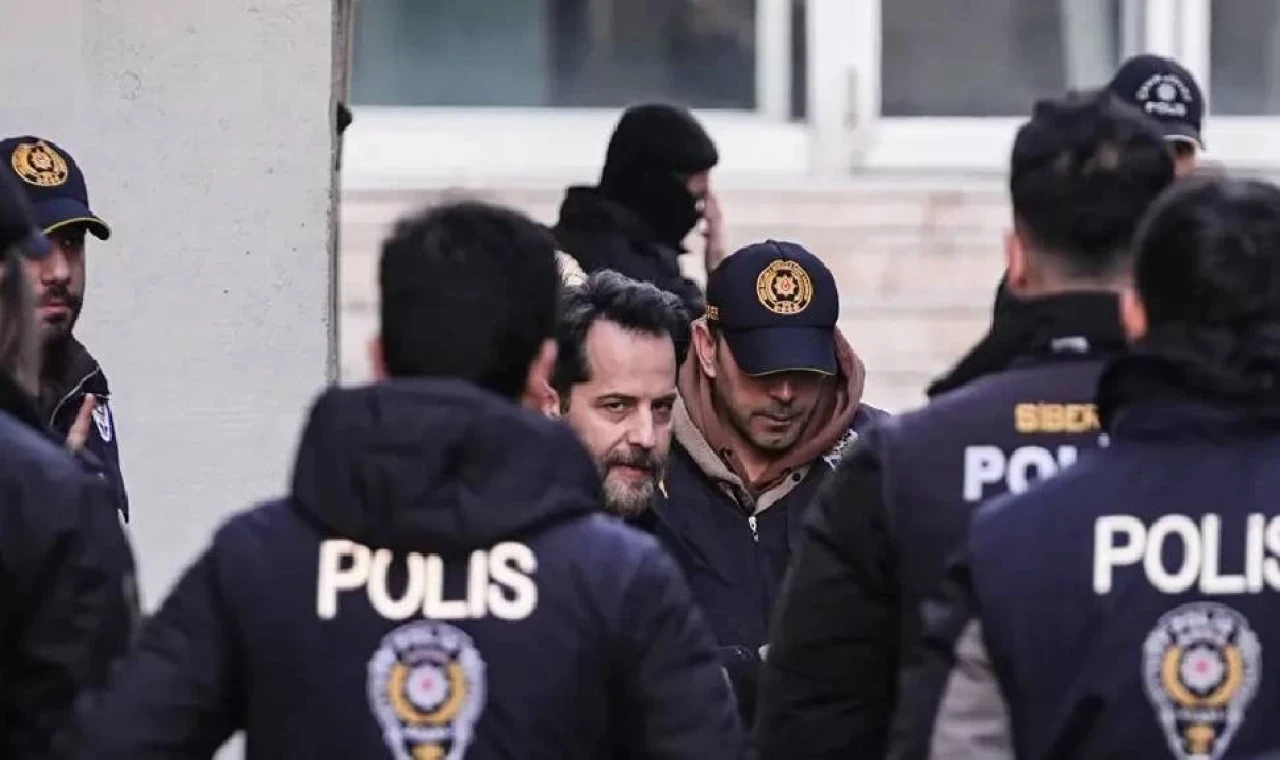 Futbolda bahis soruşturması: Erden Timur dahil 19 şüpheli tutuklandı