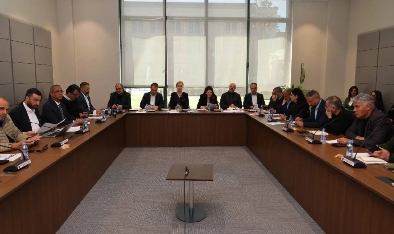 Ekonomi, Maliye, Bütçe ve Plan Komitesi, 11 yasa tasarısını onaylayarak Genel Kurul'a sevk etti