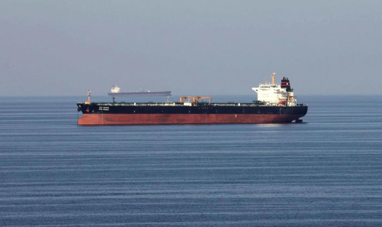 İran “Hürmüz’den geçme teşebbüsünde bulunan her gemi ateşe verilecek”