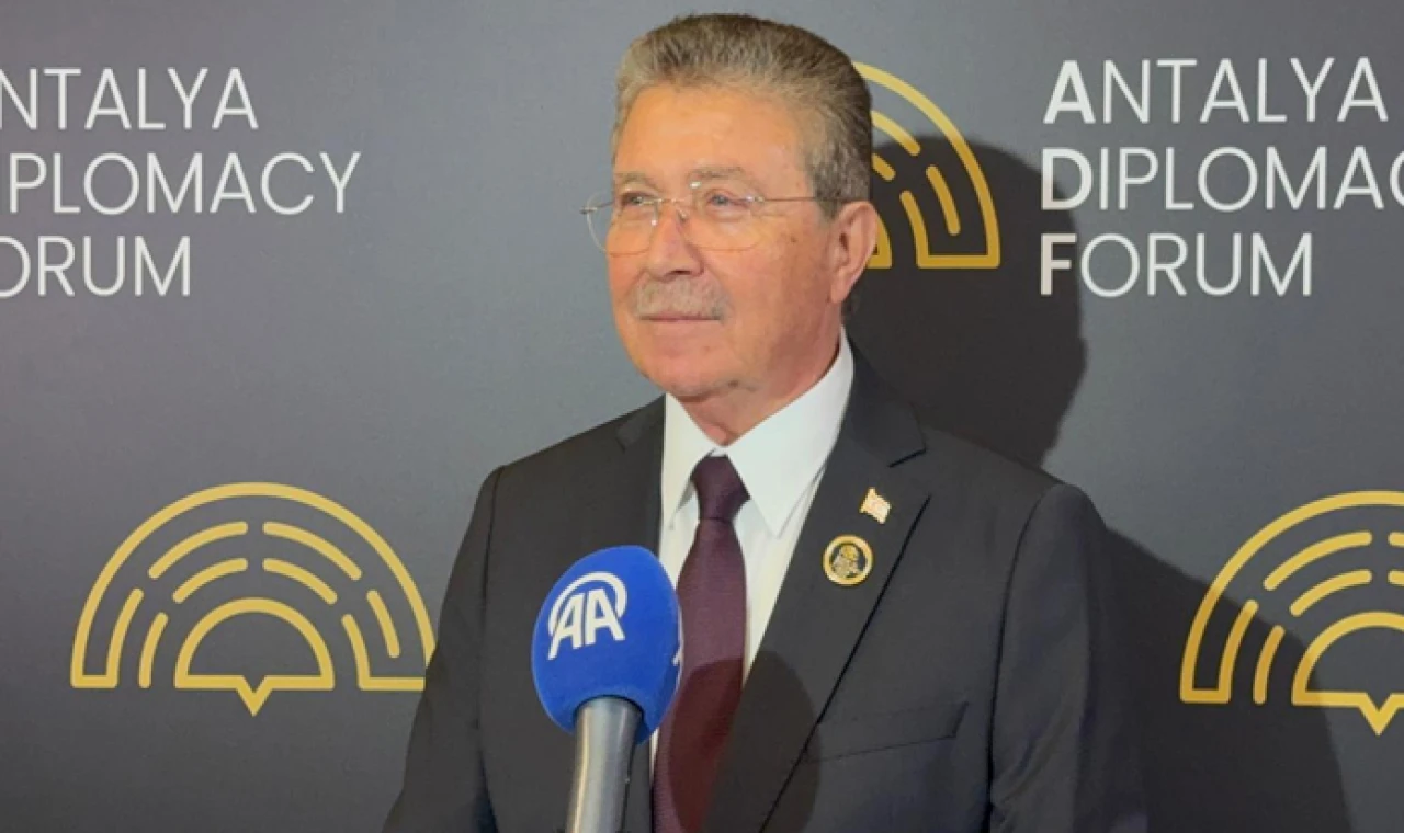 Üstel’den uluslararası topluma çağrı : “İzolasyonlar kaldırılsın”