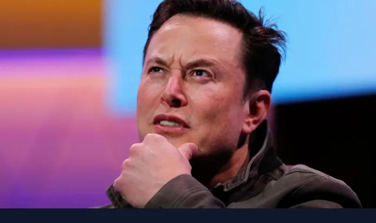Elon Musk dünyanın ilk trilyoneri oluyor: SpaceX tarihin en büyük halka arzına hazırlanıyor