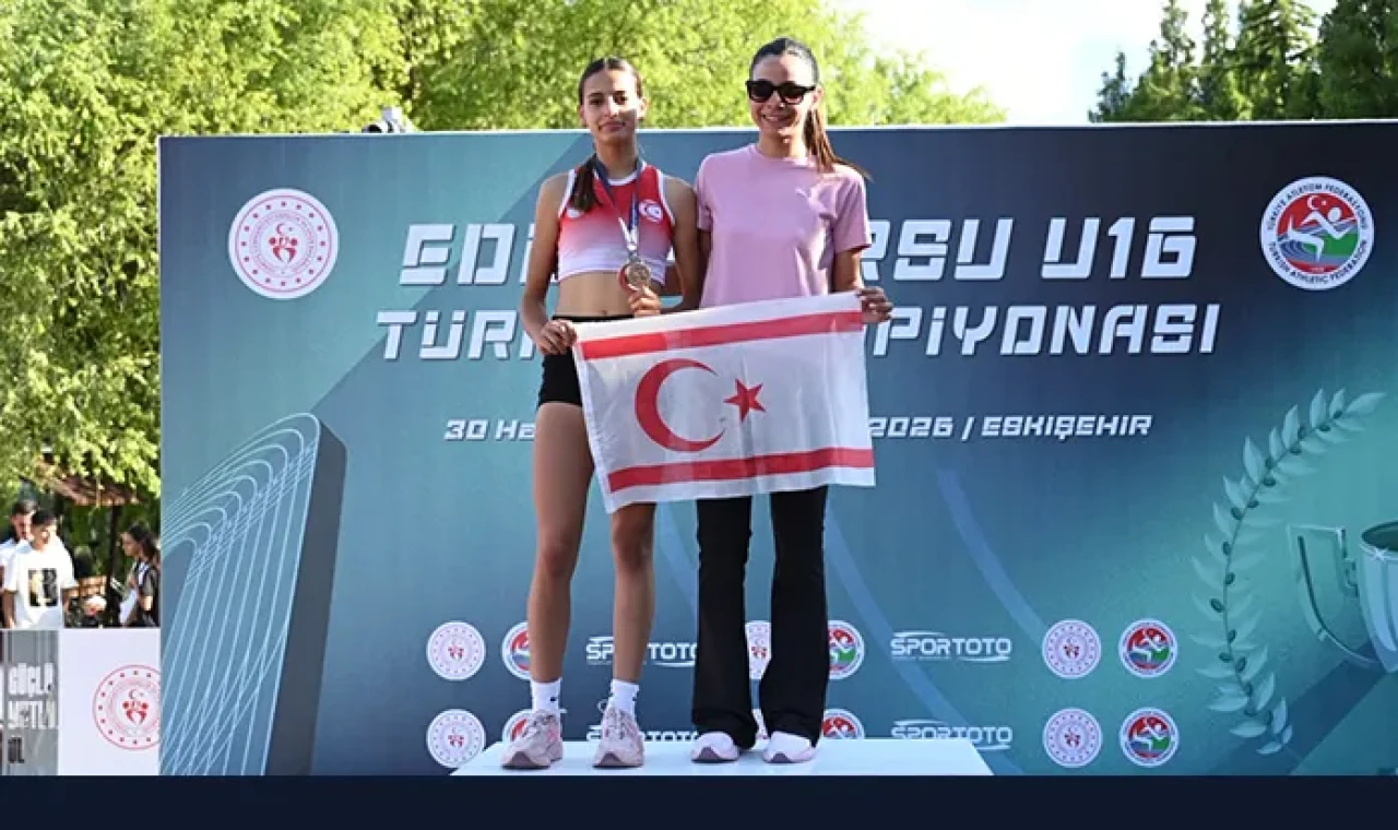 Damla Dönmez, U16 Türkiye şampiyonu…