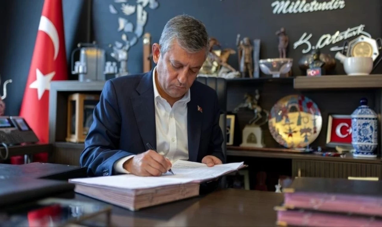 Özgür Özel ile toplam 91 vekil CHP'den istifa etti