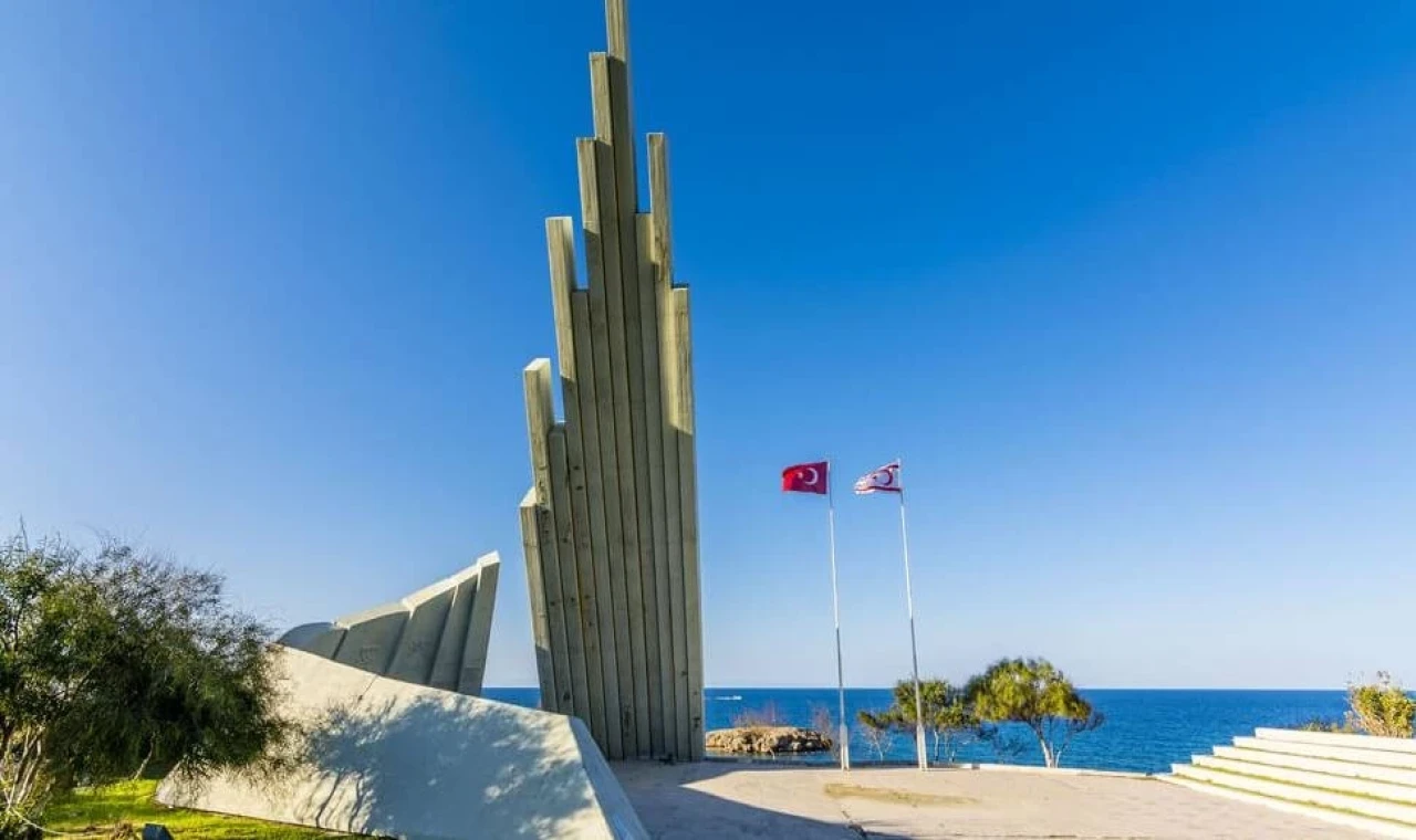 Vakıflar İdaresi: Yavuz Çıkarma Plajı'nın vakıf malı niteliği korunuyor