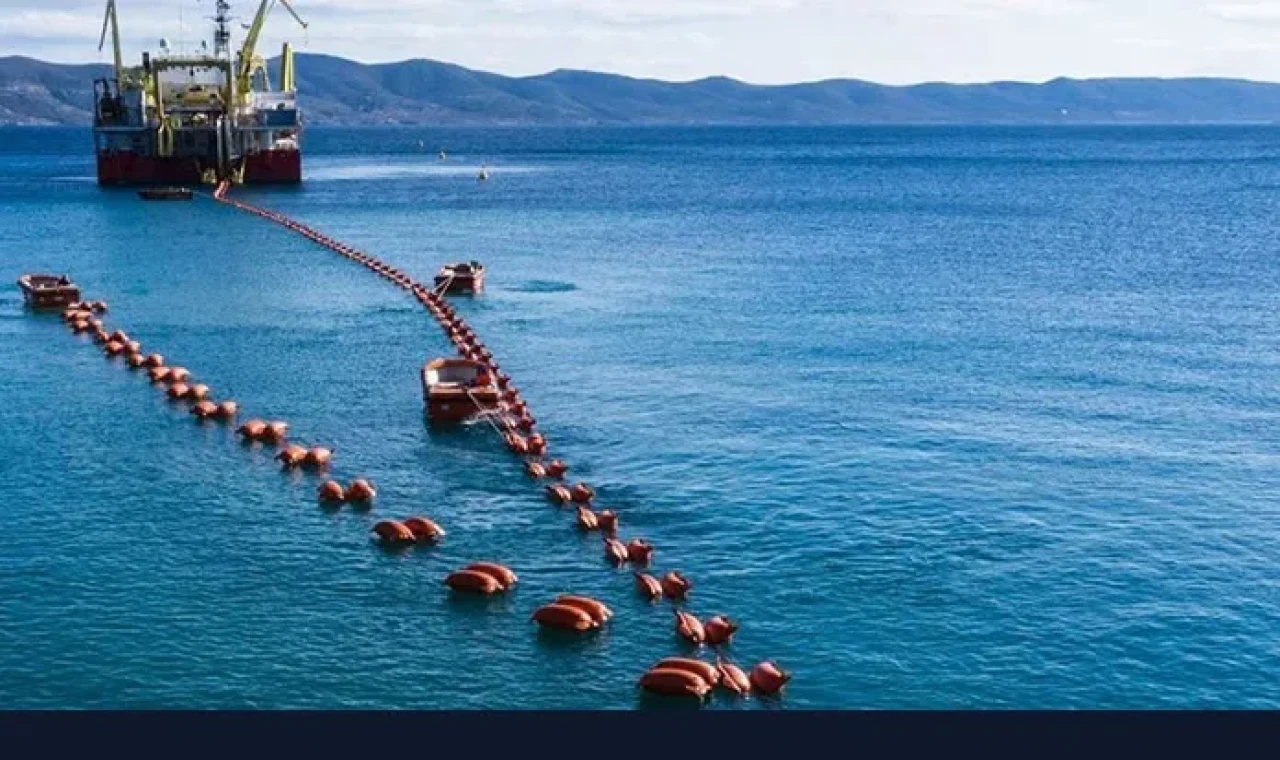 ADMİE, Güney Kıbrıs-İsrail elektrik bağlantısı için yatırım başvurusunda bulundu