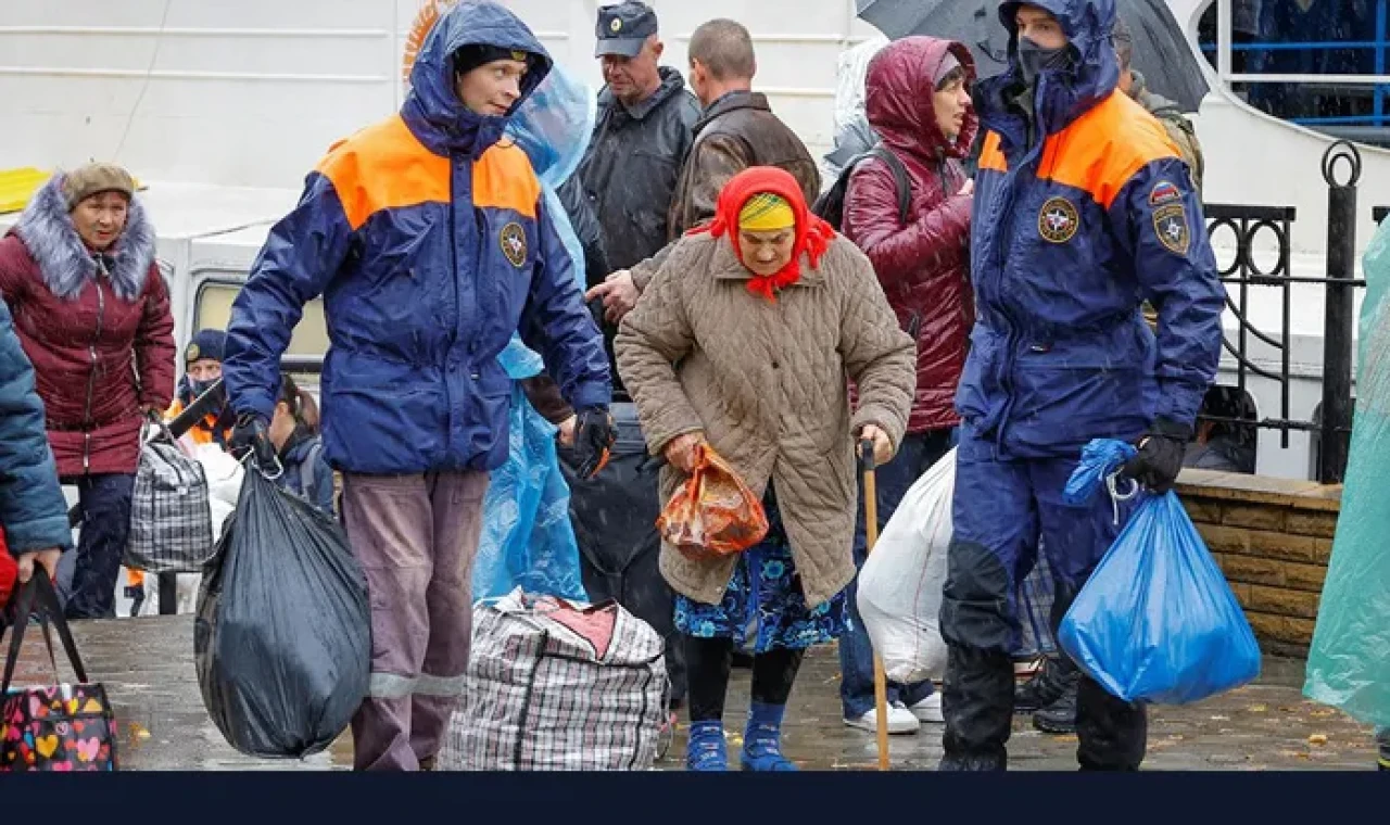 Ukrayna'da gıda ve su krizi: Halk bahçe otlarıyla besleniyor