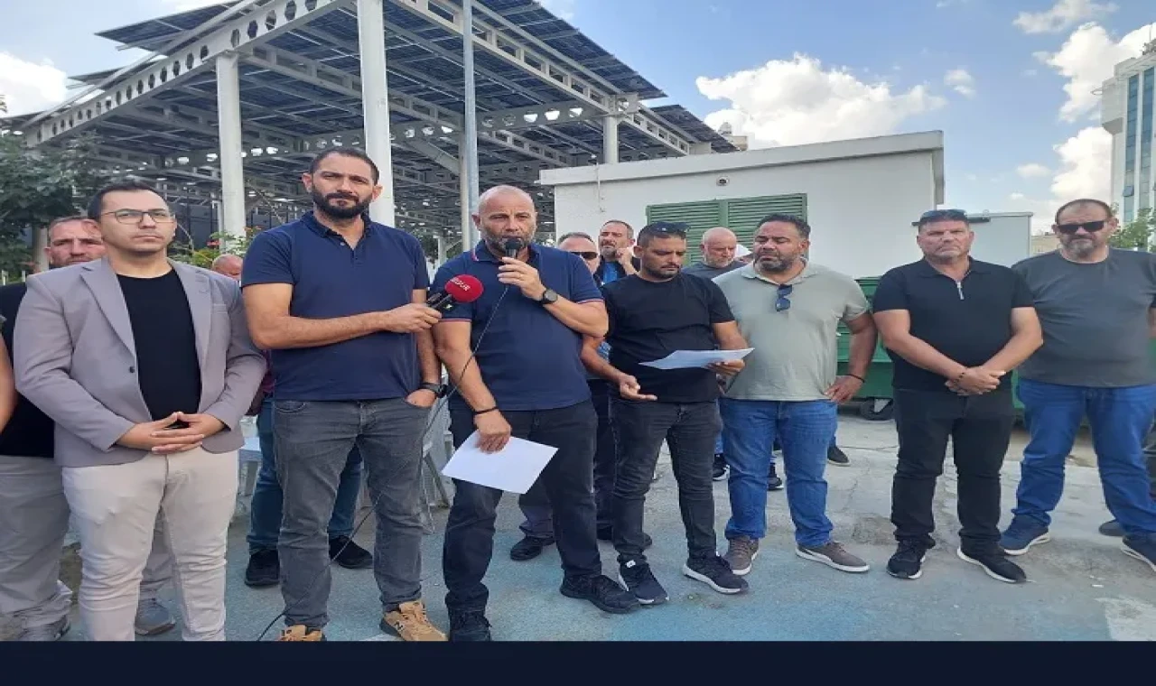 El-Sen grevinde üçüncü gün… Kıb-Tek yönetimi ile El-Sen heyeti görüşüyor