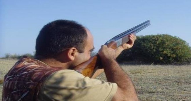 3 kişi kanunsuz avlandı