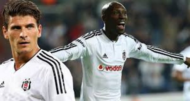 3 yıl daha Beşiktaş'ta