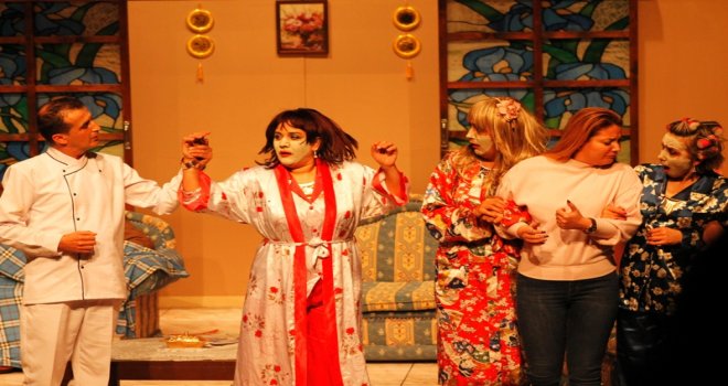 8. BEŞPARMAKLAR TİYATRO FESTİVALİ BAŞLADI