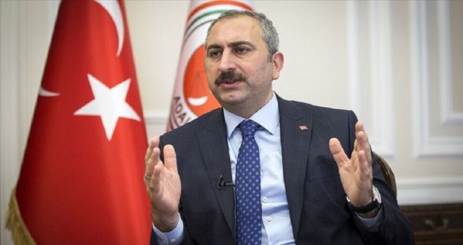 Adalet Bakanı Gül: "Ayasofya'nın zincirlerinin kırılarak ibadete açılması hepimizin ortak dileği"