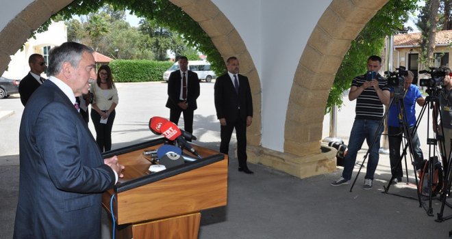 Akıncı görüşme sonrası açıklamalarda bulundu