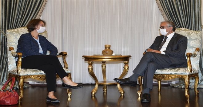 AKINCI, VEDA ZİYARETLERİ YAPAN FRANSIZ BÜYÜKELÇİ DUMONT’U KABUL ETTİ