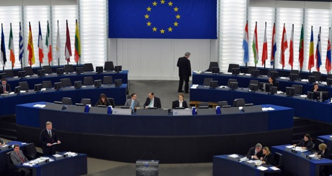 Akıncı yüzünden AKEL ve DİSİ, AP Kurulu’nda atıştı