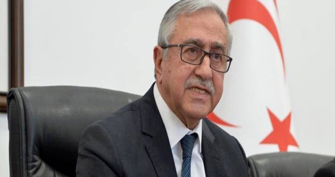 Akıncı’dan Türk bayrağını yırtan Yunan milletvekiline tepki