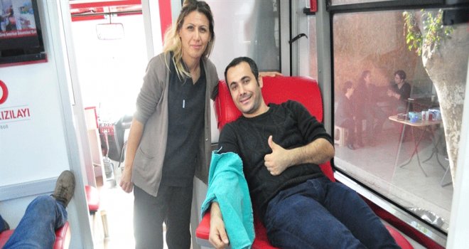 AKÜN’de kan bağışı