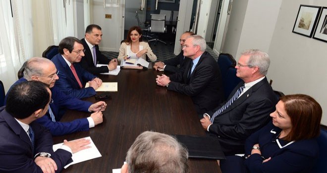 Anastasiadis Exxon yetkilileriyle görüştü  