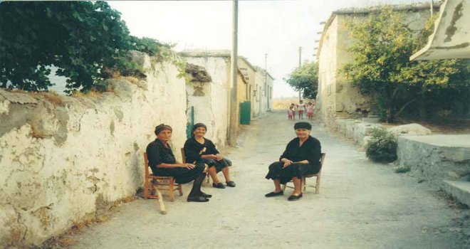 ANASTASİADİS RUM HÜKÜMETİNİN MARONİTLERİN DESTEKLENMESİ KONUSUNDA YAPTIĞI İCRAATLARA DEĞİNDİ