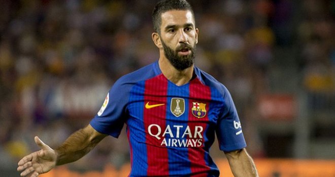 Arda Turan villa fiyatına saat aldı 