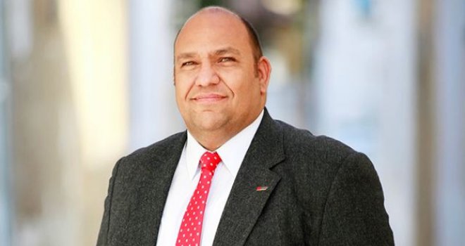 ATAKAN' TÜZÜKLE DEĞİŞTİRİLEN KİRALIK ARAÇ PLAKALARI YASAYA AYKIRI..