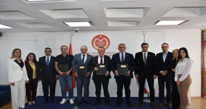 Ataoğlu: Gençlerimiz, ülkeye gelen turistler için ‘rehber’ niteliği taşıyor