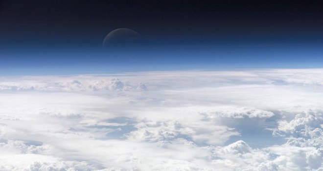Atmosferde 4,6 milyar yıllık parçacıklar bulundu.
