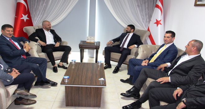 Atun , Bozkurt ve Yönetim Kurulu üyelerini bakanlıkta kabul etti.