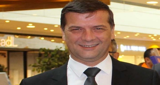 Başına ateş eden vali yardımcısı kurtarılamadı