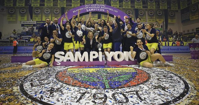 Basketbolda sezonun şampiyonu Fenerbahçe.