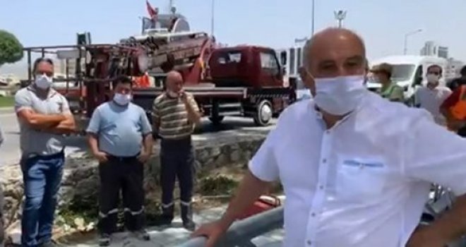 Benli Mobese direklerini diktirmedi