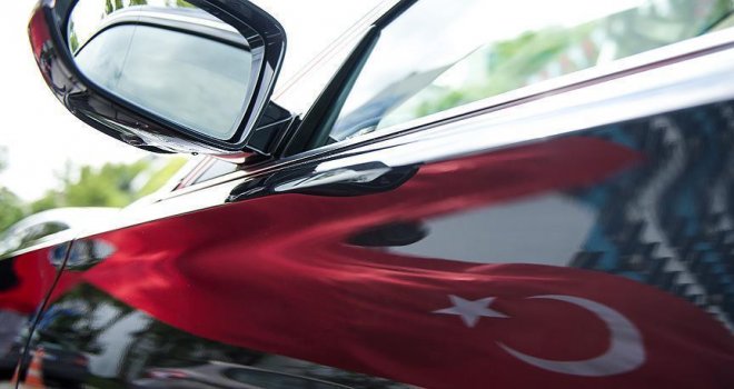 Bilim, Sanayi ve Teknoloji Bakanı Özlü: Yerli otomobil piyasaya 5 modelle çıkacak.