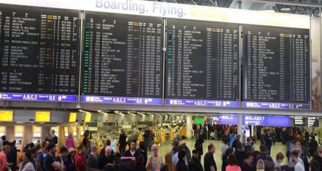 Birleşik Krallık’ta havaalanında ve uçakta alkole sınırlama hazırlığı