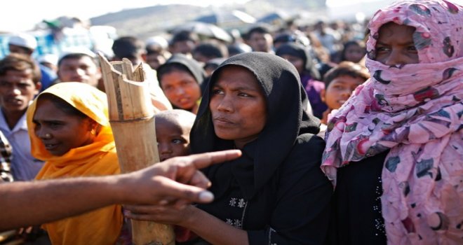 BİRLEŞİK KRALLIK'TAN ARAKANLI MÜSLÜMANLARA 47 MİLYON STERLİNLİK İNSANİ YARDIM