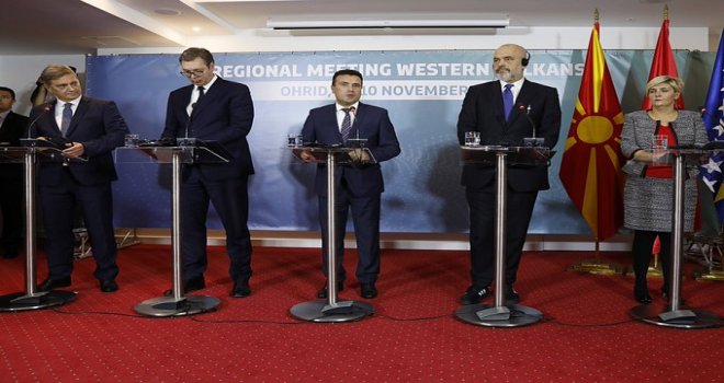 BRÜKSEL'İN REDDETTİĞİ BALKAN ÜLKELERİNDEN 'AB'YE ALTERNATİF' PROJE: İLK ADIM 'KÜÇÜK SCHENGEN'