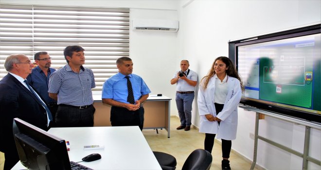 BÜLENT ECEVİT ANADOLU LİSESİ’NDE ÜÇ LABORATUVAR KULLANIMA GİRDİ..