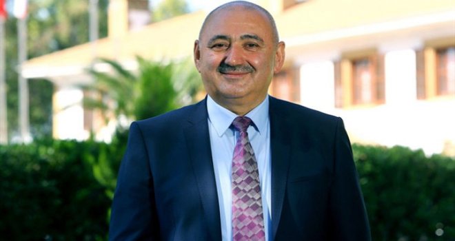 BURCU, AKINCI’NIN KIZILYÜREK'LE BÜYÜK HAN’DA SOHBET ETMESİNE YÖNELİK ELEŞTİRİLERİ YANITLADI