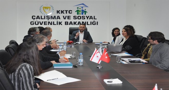 ÇALIŞMA VE SOSYAL GÜVENLİK BAKANLIĞI’NDA İŞ KAZALARININ ÖNLENMESİ İÇİN KRİZ MASASI OLUŞTURULDU...