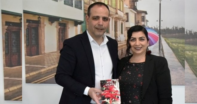 Ceynur Pehlivan'dan "Sokak Kütüphaneleri" projesine katkı